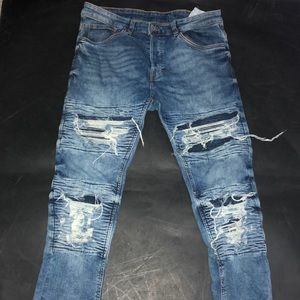 DIVIDED distressed jeans (32)